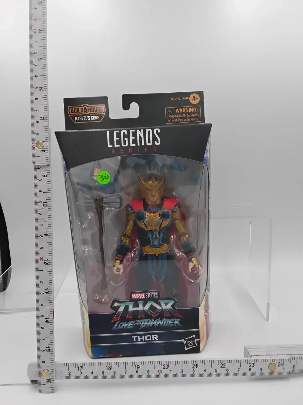 2022 THOR Legends Series Action Figure Sealed Marvel Hasbro